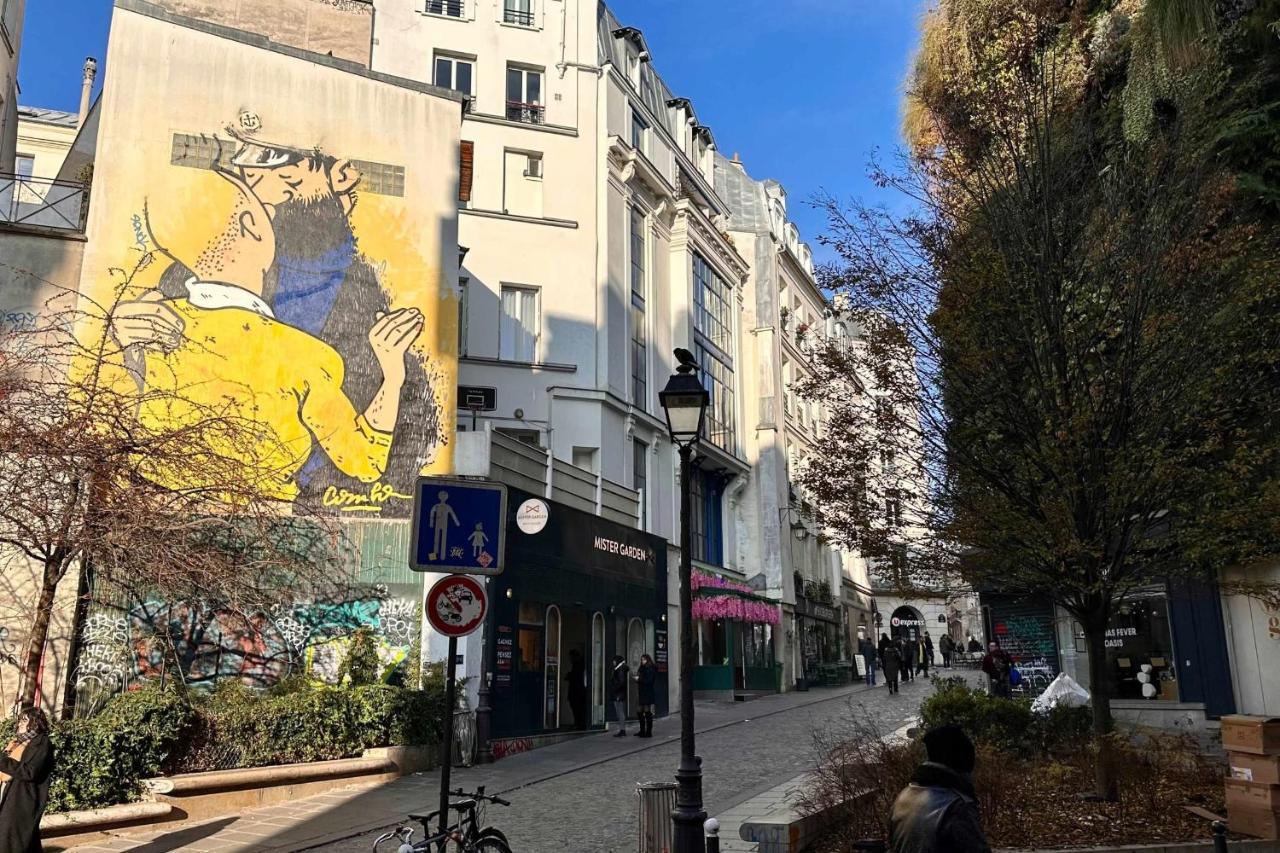 Ideally Located And Atypical Apartment In Paris Luaran gambar